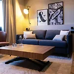 Mercure Tour Eiffel Pont Mirabeau Parigi