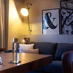 Mercure Tour Eiffel Pont Mirabeau 4*