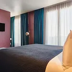 Hotel Mercure Tour Eiffel Pont Mirabeau 4*