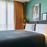 Mercure Tour Eiffel Pont Mirabeau 4* Parigi