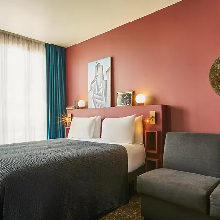 Hotel Mercure Tour Eiffel Pont Mirabeau Paris