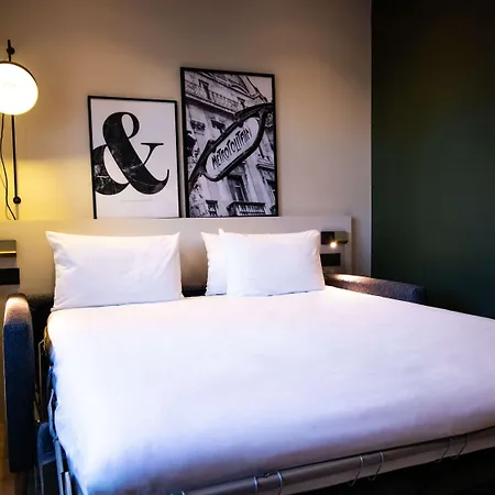 Hotel Mercure Tour Eiffel Pont Mirabeau Paris