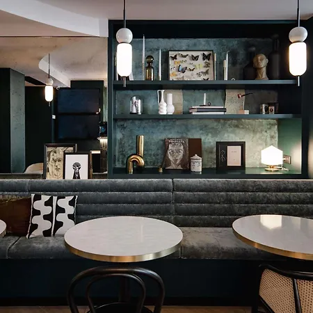 Mercure Tour Eiffel Pont Mirabeau 4*