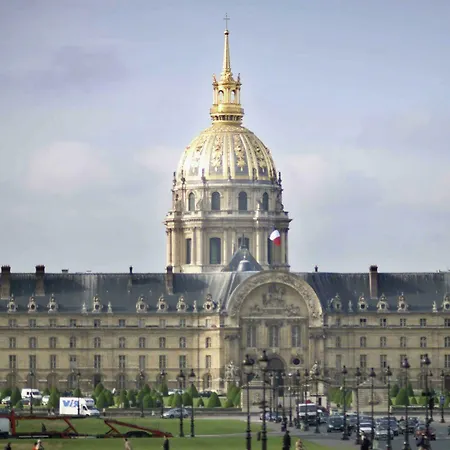 Mercure Tour Eiffel Pont Mirabeau Hotel Paris