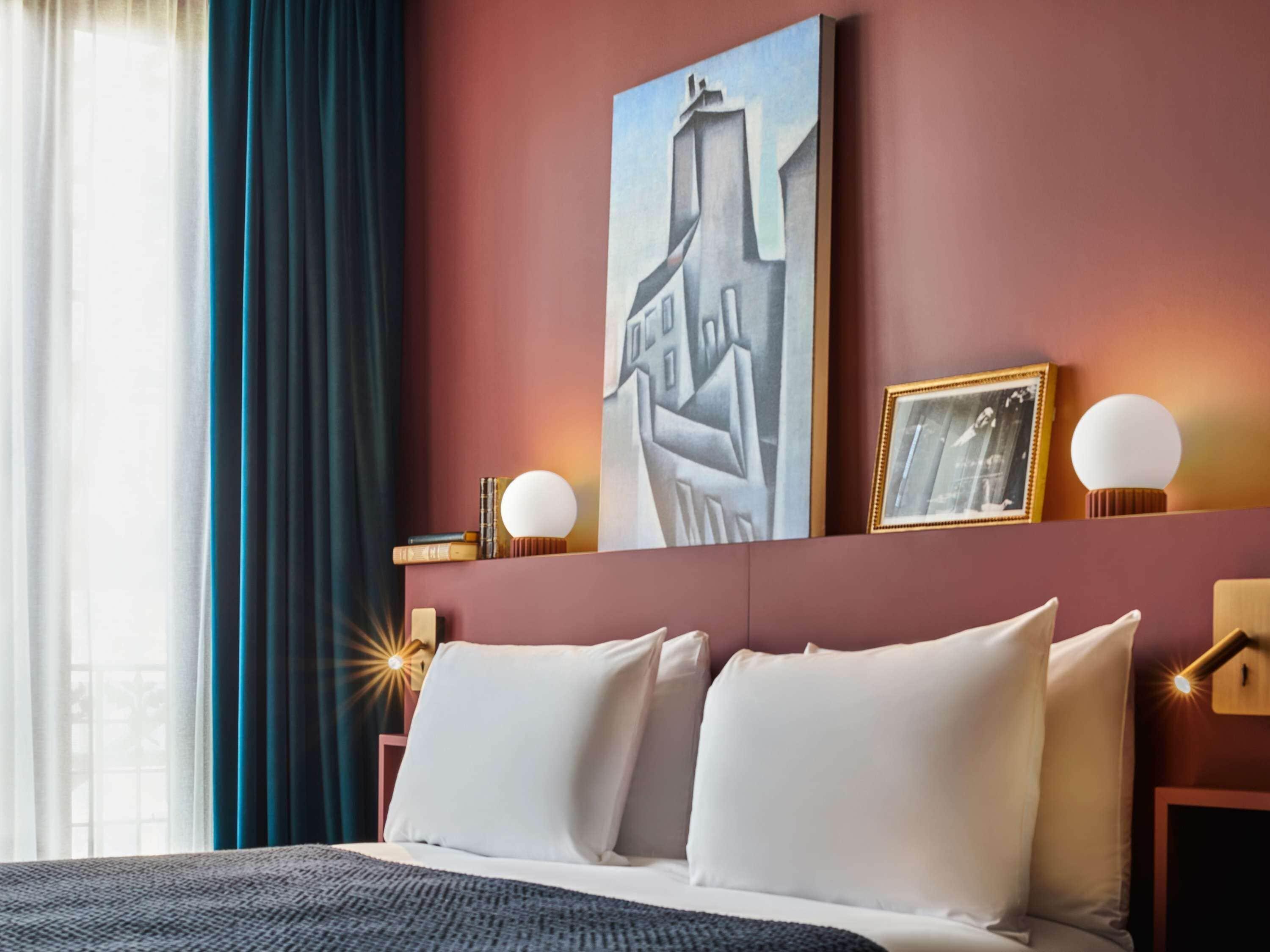 Mercure Tour Eiffel Pont Mirabeau Hotel Paris