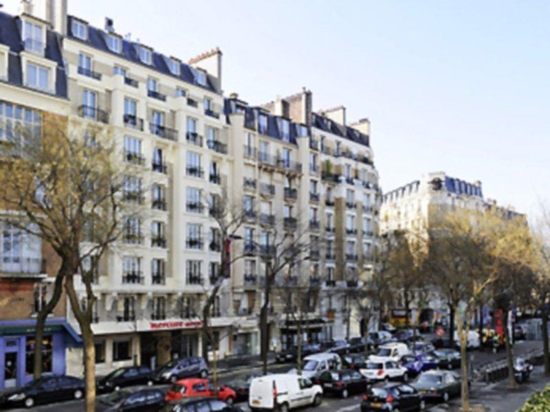 Hotel Mercure Tour Eiffel Pont Mirabeau Parigi