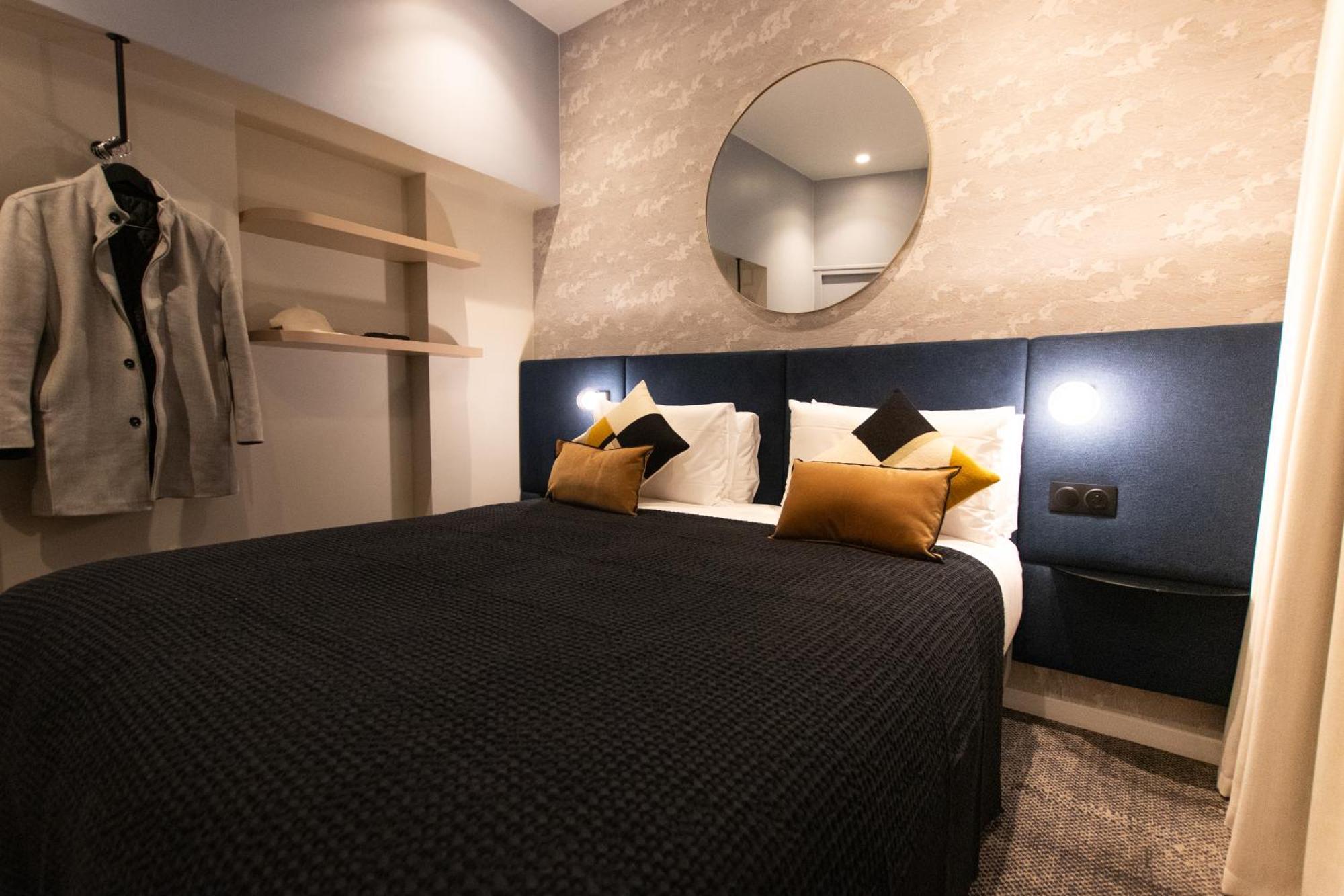 Hotel Mercure Tour Eiffel Pont Mirabeau 4*