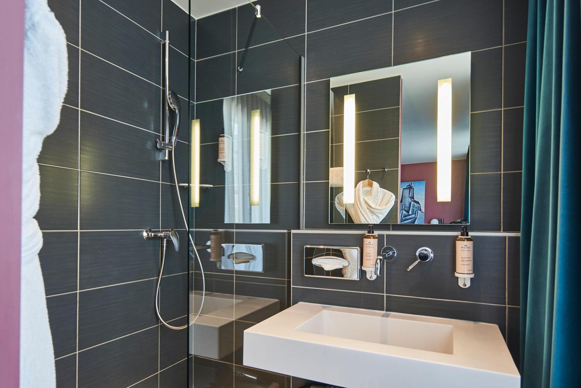 Mercure Tour Eiffel Pont Mirabeau 4* Parigi