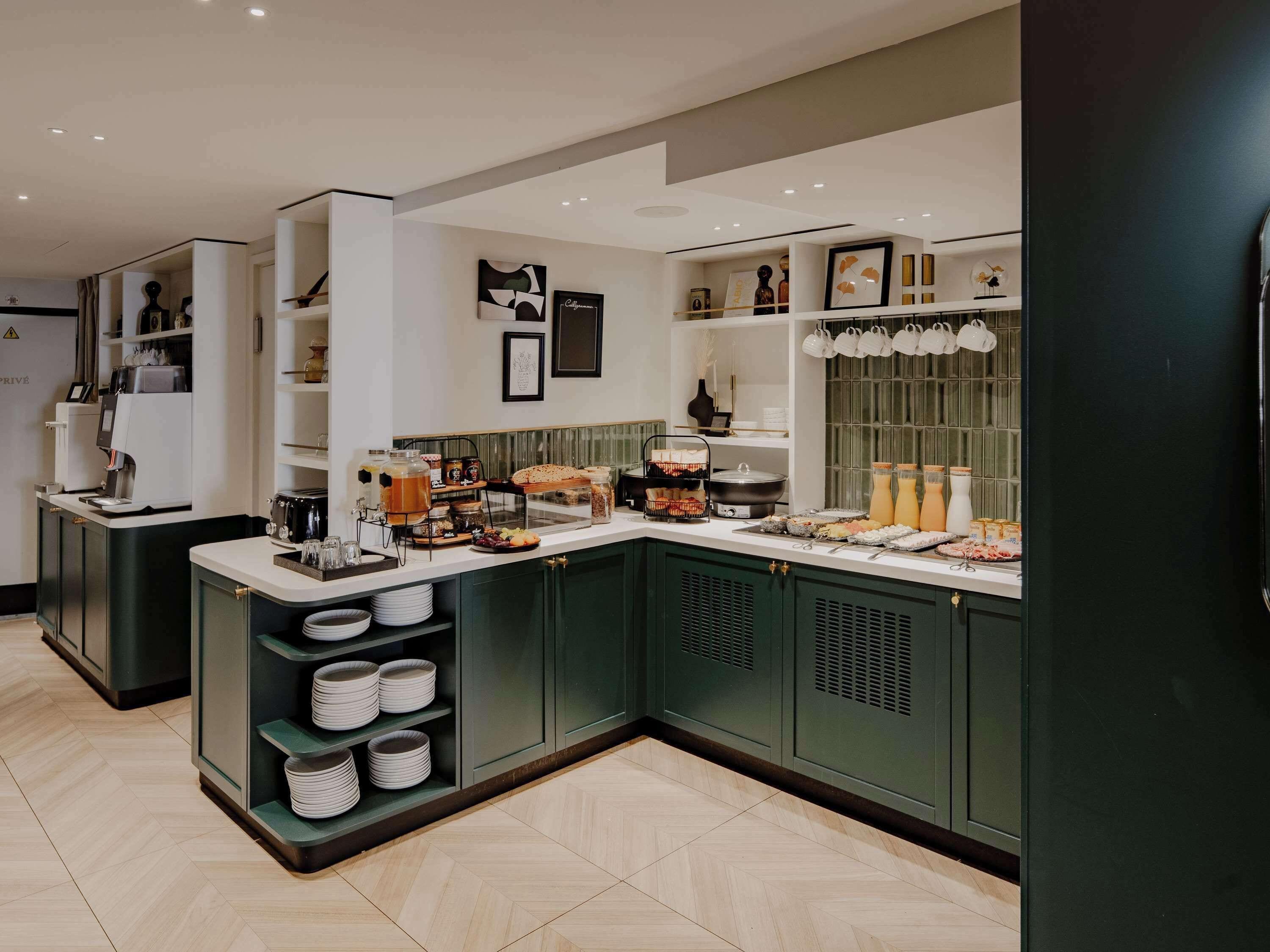 Mercure Tour Eiffel Pont Mirabeau Parigi