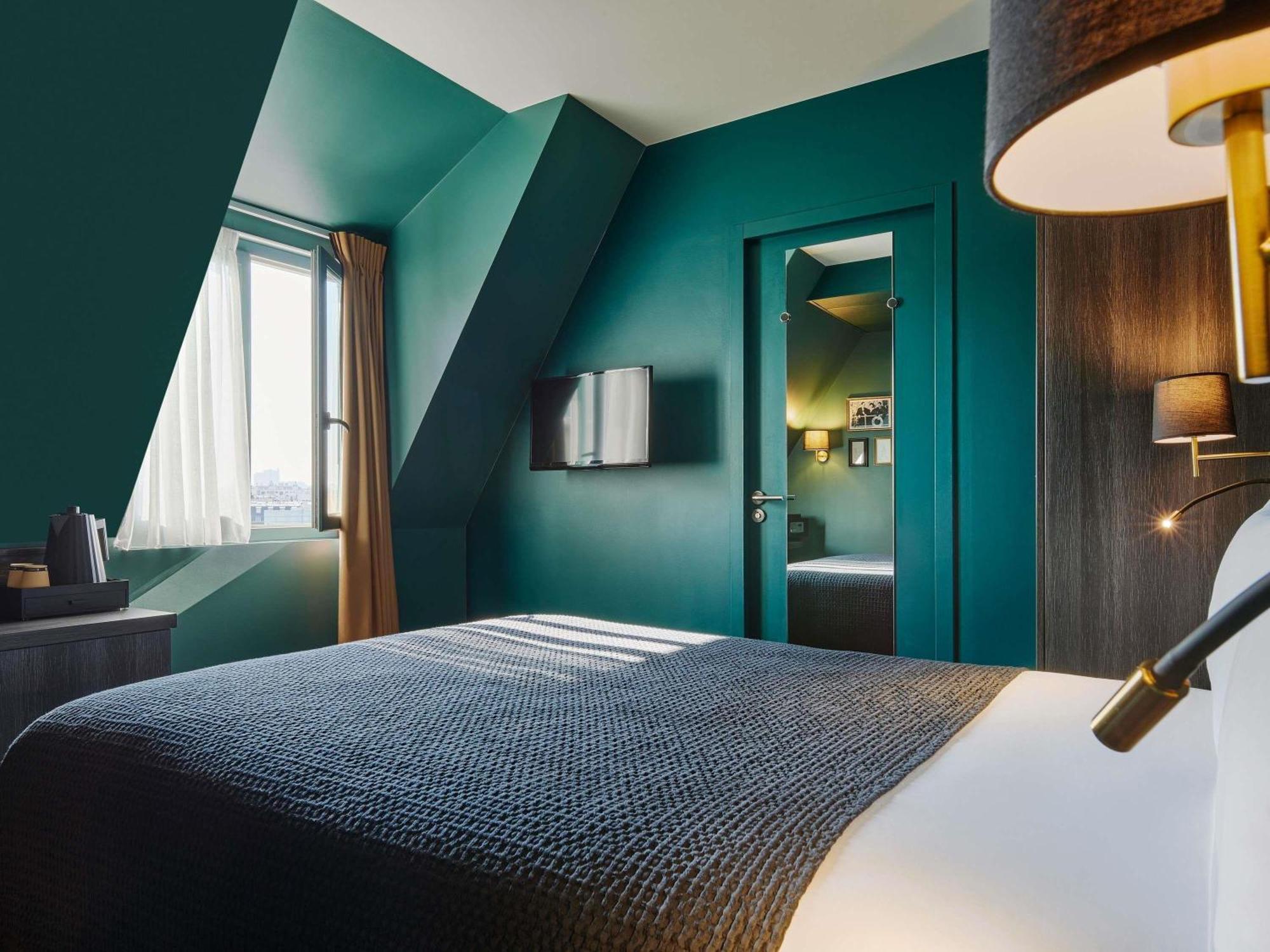 Mercure Tour Eiffel Pont Mirabeau